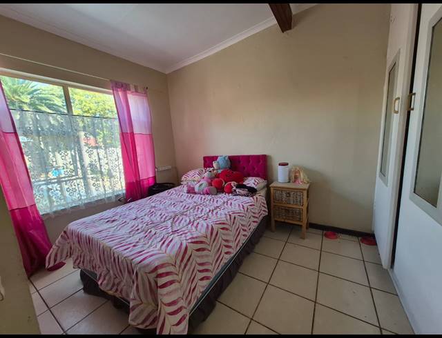 3 BEDROOM HOUSE FOR SALE IN GOLF PARK